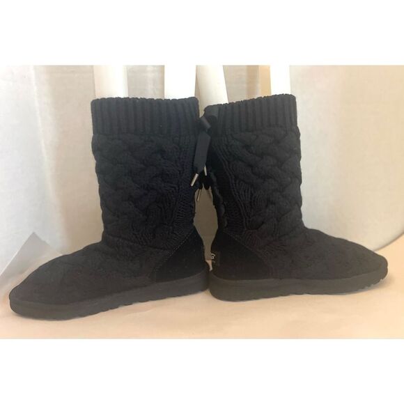 UGG Australia Women's Isla Black Knit Cable 1010669 Lace Up Boots Size 6 - Picture 12 of 13